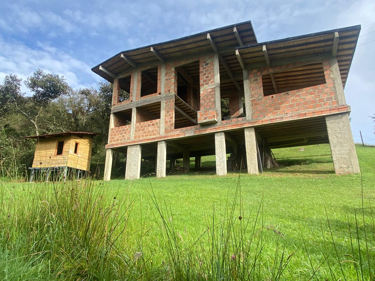Propiedad en La calera